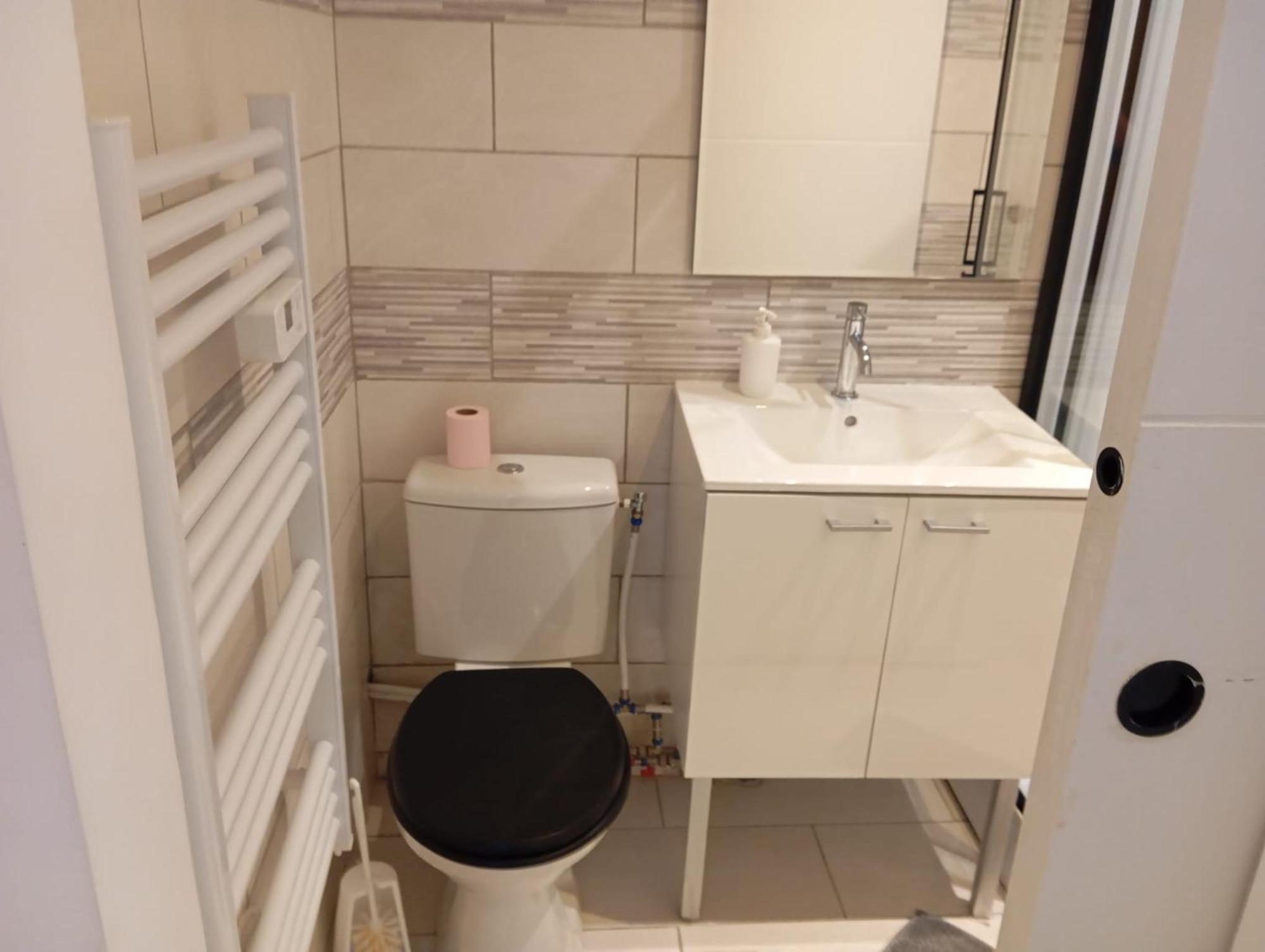 Jupiter Apartment แซ็ง-ก็องแต็ง ภายนอก รูปภาพ